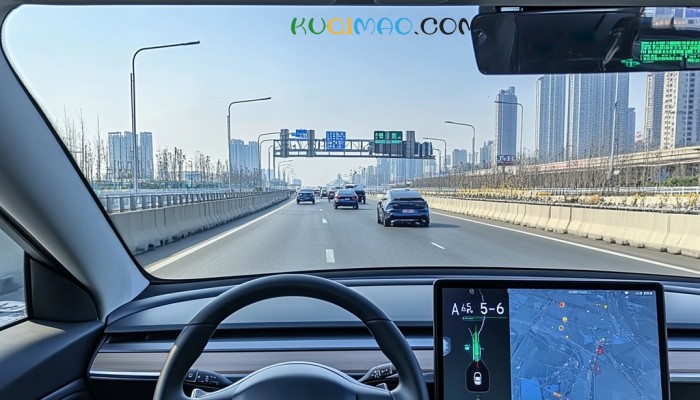 司机送回乘客手机索要车费遭群殴 路费纠纷引发暴力