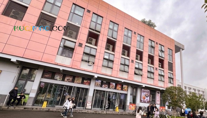 山西一中学食堂420万食材费被贪占