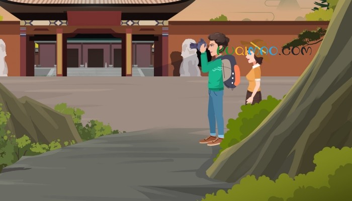 上海女子怒怼“老法师偷拍” 自称盯着让对方删除