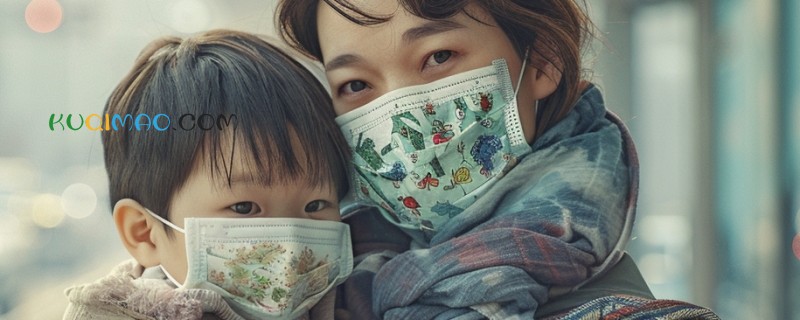 女婴因捆绑戒吃手致手指坏死 医生提醒科学应对婴幼儿吃手