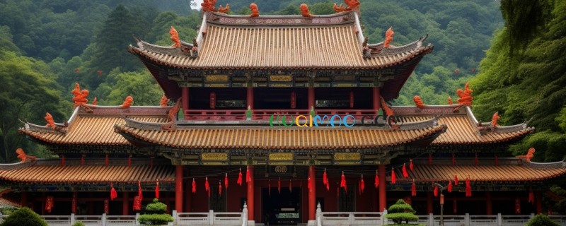 千年辽代佛殿遭刻字 大同华严寺文物受损引众怒
