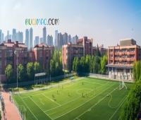 兰州大学连续3年暖心迎新生：家长免费住场馆 新生获牛肉面与景区门票