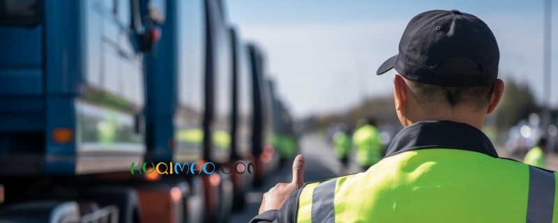 南昌交警化身“情绪树洞”安慰崩溃姑娘 当事人全网寻人致谢